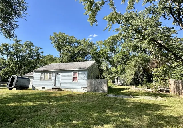 Photo 1 of Land for sale at 425 W Bruce Rd, Lockport, IL 60441 | MLS# 12759136 | Listing updated on 2026-09-15