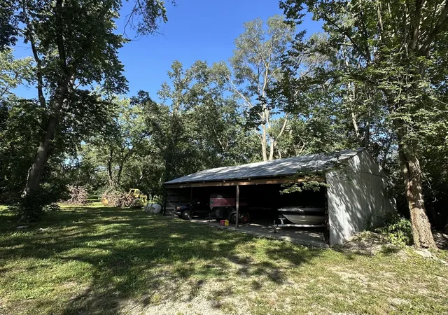 Photo 4 of Land for sale at 425 W Bruce Rd, Lockport, IL 60441 | MLS# 12759136 | Listing updated on 2026-09-15