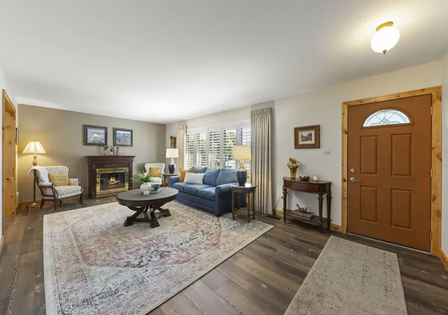 Photo 3 of Single family home for sale at 8808 Wheeler Dr, Orland Park, IL 60462 | MLS# 12759153 | Listing updated on 2026-10-07
