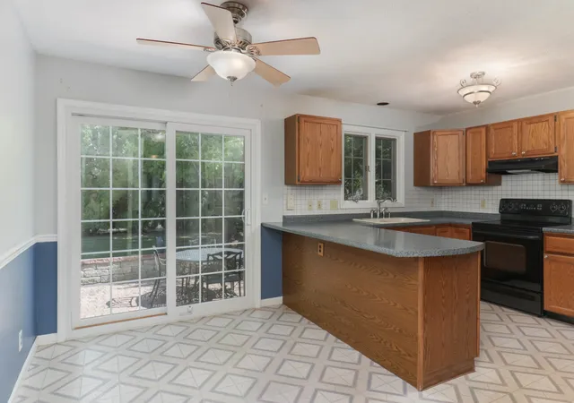 Photo 3 of Single family home for sale at 1610 Cutter Ct, Normal, IL 61761 | MLS# 12759160 | Listing updated on 2026-10-05
