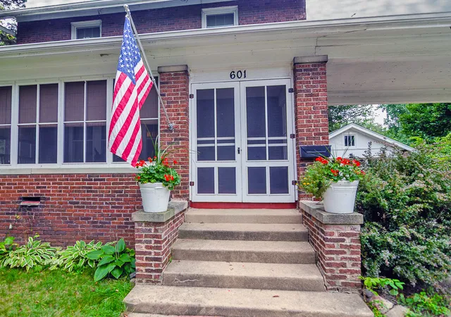 Photo 3 of Single family home for sale at 601 N Prospect Ave, Champaign, IL 61820 | MLS# 12759164 | Listing updated on 2026-10-06
