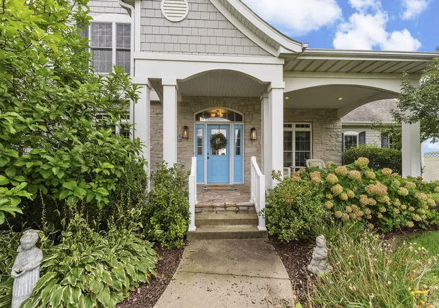 Photo 2 of Single family home for sale at 1555 Crimson King Ct, Geneseo, IL 61254 | MLS# 12759171 | Listing updated on 2026-09-21