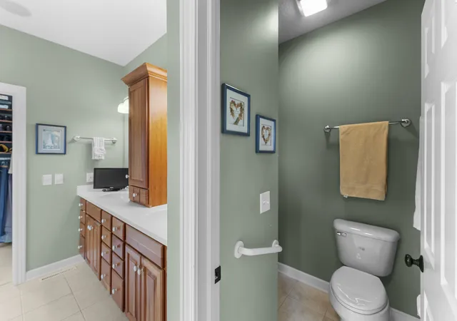 Photo 3 of Single family home for sale at 1555 Crimson King Ct, Geneseo, IL 61254 | MLS# 12759171 | Listing updated on 2026-09-21