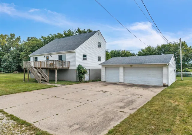 Photo 2 of Single family home for sale at 4922 36th Street, Moline, IL 61265 | MLS# 12759196 | Listing updated on 2026-09-22