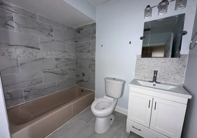 Photo 8 of Condo for sale at 8701 S Mozart Ave #3, Evergreen Park, IL 60805 | MLS# 12759200 | Listing updated on 2026-10-07