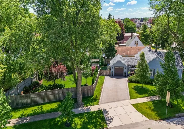 Photo 2 of Single family home for sale at 72 W Irving Park Rd, Roselle, IL 60172 | MLS# 12759203 | Listing updated on 2026-09-14