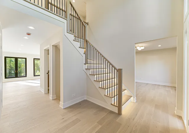 Photo 3 of Single family home for sale at 1400 Kingsport Ct, Northbrook, IL 60062 | MLS# 12759205 | Listing updated on 2026-10-06