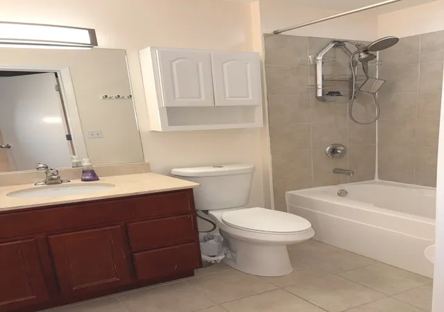 Photo 3 of Condo for sale at 1122 W Catalpa Ave #614, Chicago, IL 60640 | MLS# 12759218 | Listing updated on 2026-09-14