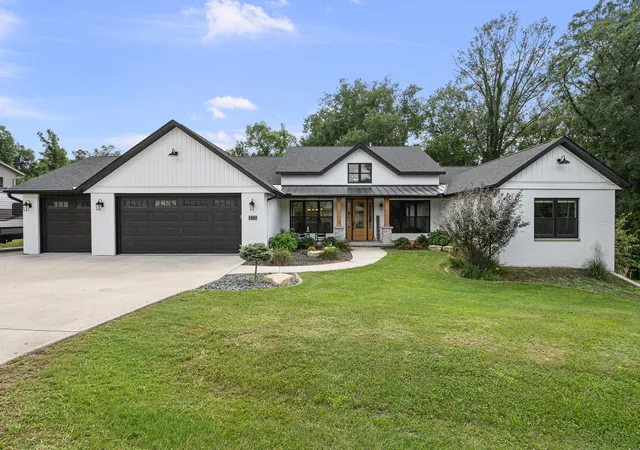 Single family home for sale at 1805 Ridgefield Dr, Port Byron, IL 61275 | MLS# 12759222