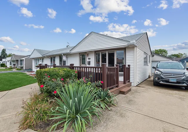 Photo 3 of Multi family home for sale at 8827 S Kolmar Ave, Hometown, IL 60456 | MLS# 12759253 | Listing updated on 2026-10-04