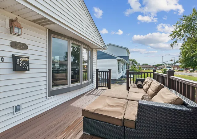 Listing Photo 4 - Condo for sale in building located at 8827 S Kolmar Ave, Hometown, IL 60456