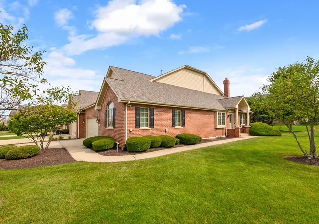 Photo 1 of Townhouse for sale at 1876 Royalglen Dr, New Lenox, IL 60451 | MLS# 12759264 | Listing updated on 2026-10-06