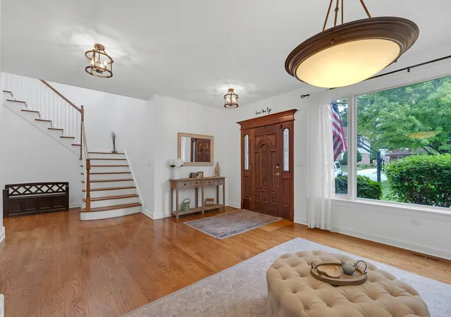 Photo 3 of Single family home for sale at 106 N Kenilworth Ave, Mount Prospect, IL 60056 | MLS# 12759282 | Listing updated on 2026-09-18