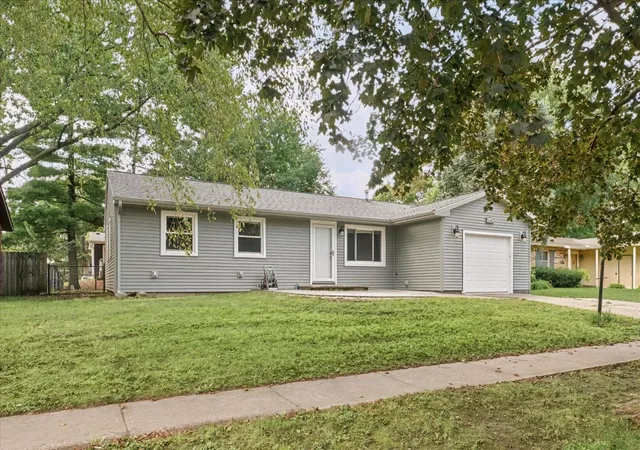 Photo 1 of Single family home for sale at 2105 Blackthorn Dr, Champaign, IL 61821 | MLS# 12759293 | Listing updated on 2026-10-02