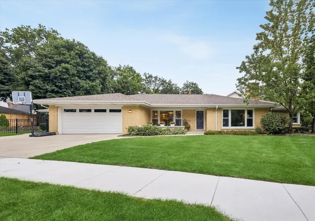 Single family home for sale at 677 Wingate Rd, Glen Ellyn, IL 60137 | MLS# 12759297