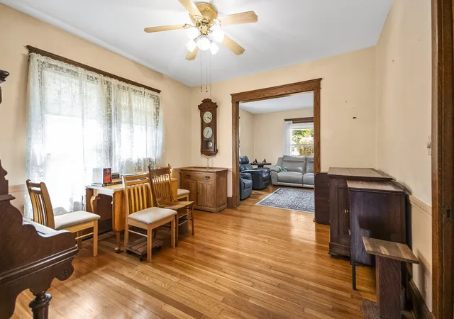 Photo 4 of Single family home for sale at 1624 Spencer Ave, Wilmette, IL 60091 | MLS# 12759342 | Listing updated on 2026-09-24