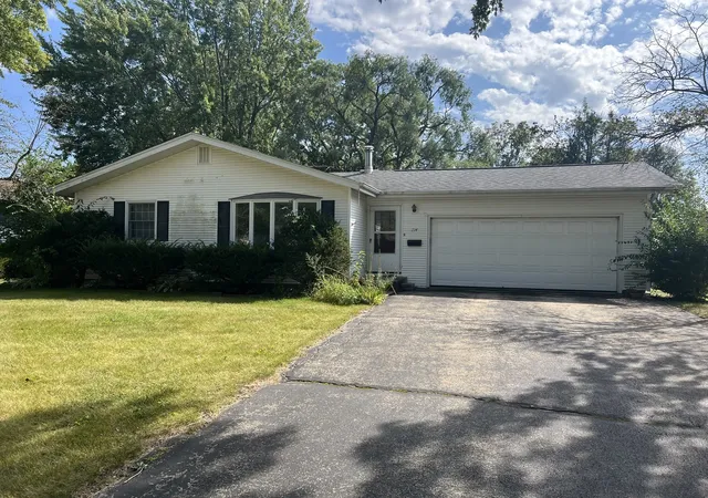 Single family home for sale at 214 April Ln, North Aurora, IL 60542 | MLS# 12759347