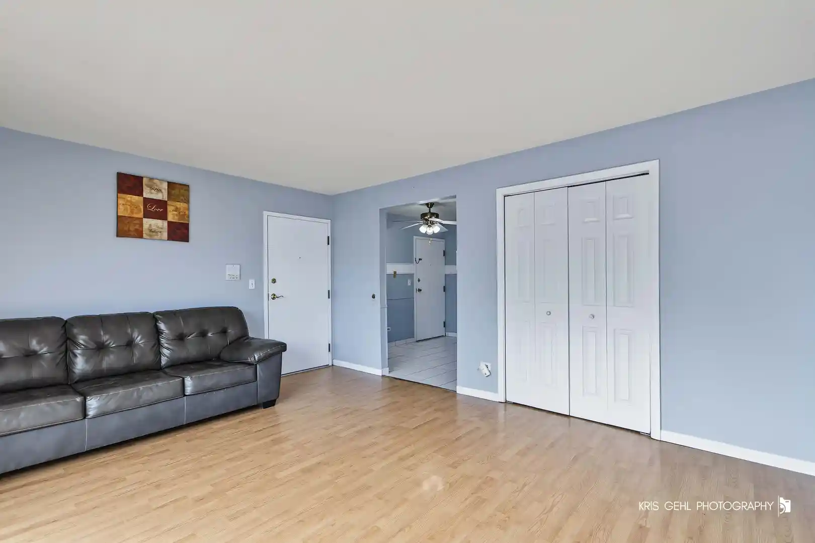 Listing Photo 2 - Condo for sale in 1319 N Baldwin Ct located at 1319 N Baldwin Ct, Palatine, IL 60074 - Unit #2B