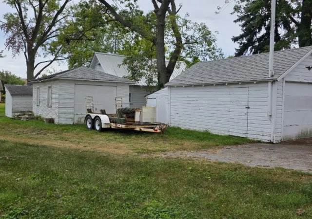 Photo 3 of Single family home for sale at 6731 183rd Street, Tinley Park, IL 60477 | MLS# 12759369 | Listing updated on 2026-09-14