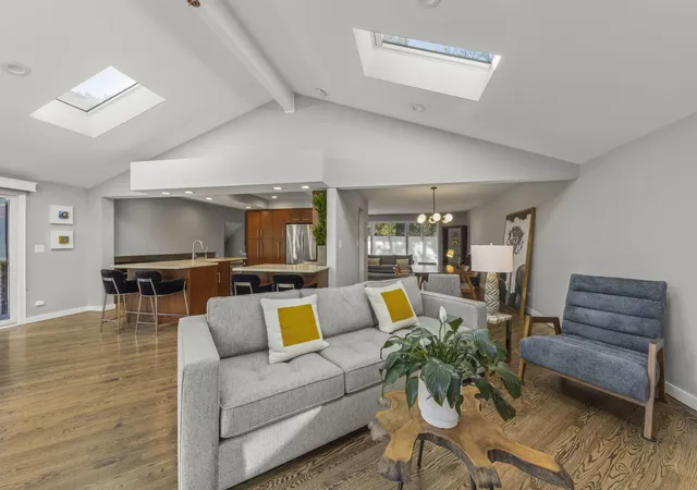 Photo 3 of Single family home for sale at 8345 Brookridge Rd, Downers Grove, IL 60516 | MLS# 12759378 | Listing updated on 2026-10-08