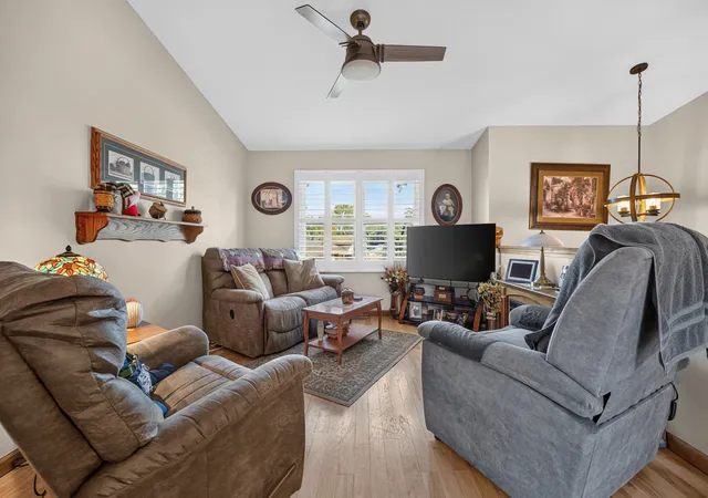 Photo 3 of Single family home for sale at 2024 Woodhavens Dr, Bloomington, IL 61701 | MLS# 12759381 | Listing updated on 2026-09-23