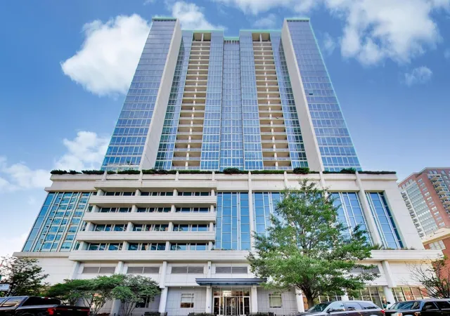 Condo for sale at 1629 S Prairie Ave #805, Chicago, IL 60616 | MLS# 12759387