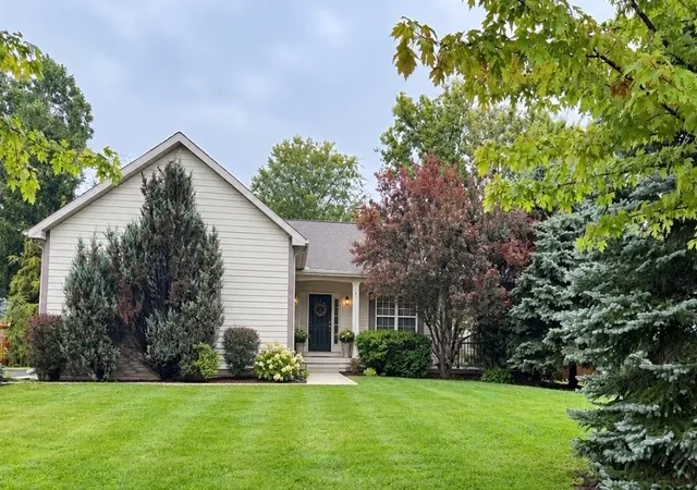 Photo 1 of Single family home for sale at 3748 Creekside Ct, Winthrop Harbor, IL 60096 | MLS# 12759400 | Listing updated on 2026-10-07