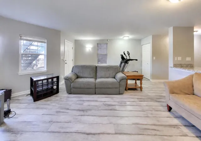 Photo 3 of Condo for sale at 651 W Division St #A, Chicago, IL 60610 | MLS# 12759406 | Listing updated on 2026-09-24