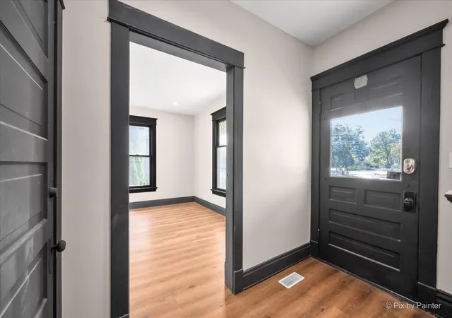 Photo 4 of Single family home for sale at 468 Locust St, Elgin, IL 60123 | MLS# 12759419 | Listing updated on 2026-09-22