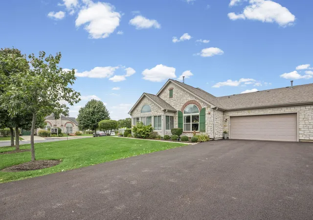 Photo 3 of Townhouse for sale at (Undisclosed), Homer Glen, IL 60491 | MLS# 12759433 | Listing updated on 2026-10-05