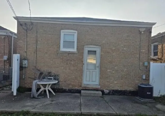 Photo 3 of Single family home for sale at 4918 S Kilpatrick Ave, Chicago, IL 60632 | MLS# 12759442 | Listing updated on 2026-09-16