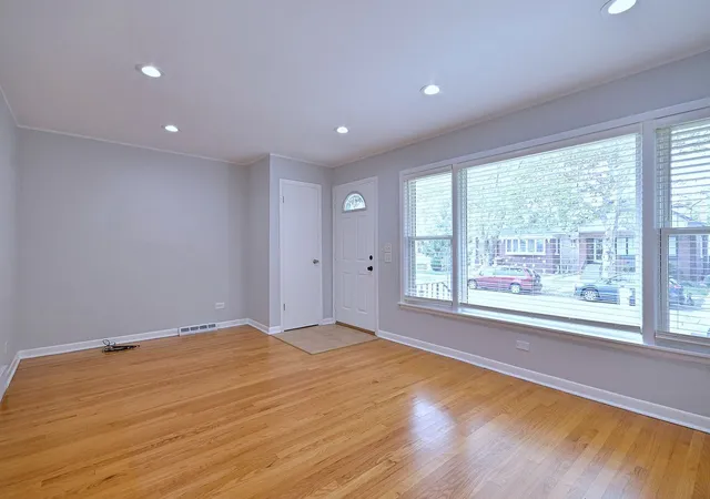 Photo 4 of Single family home for sale at 4109 N Menard Ave, Chicago, IL 60634 | MLS# 12759457 | Listing updated on 2026-09-24