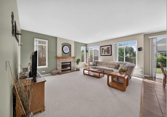 Photo 4 of Single family home for sale at 251 Winslow Way, Lake In The Hills, IL 60156 | MLS# 12759462 | Listing updated on 2026-09-21