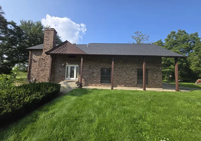 Photo 30 of Single family home for sale at 2330 Coach Rd, Long Grove, IL 60047 | MLS# 12759466 | Listing updated on 2026-09-14