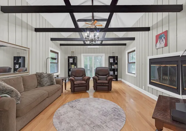 Photo 4 of Single family home for sale at 2330 Coach Rd, Long Grove, IL 60047 | MLS# 12759476 | Listing updated on 2026-09-14