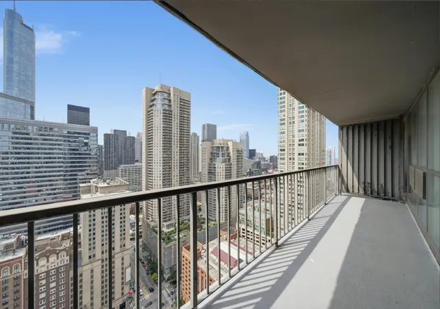 Photo 3 of Condo for sale at 10 E Ontario St #3403, Chicago, IL 60611 | MLS# 12759483 | Listing updated on 2026-09-16