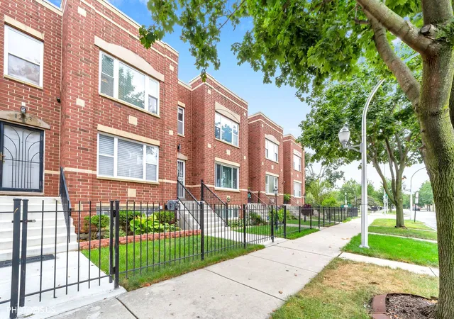 Photo 1 of Townhouse for sale at 1265 S Saint Louis Ave, Chicago, IL 60623 | MLS# 12759499 | Listing updated on 2026-09-24