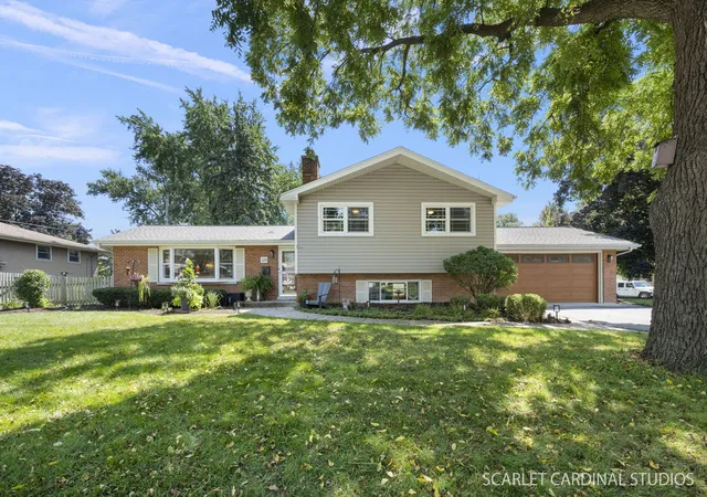 Photo 1 of Single family home for sale at 328 Spruce Dr, Naperville, IL 60540 | MLS# 12759518 | Listing updated on 2026-09-19