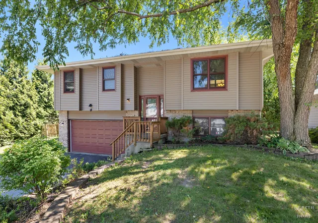 Single family home for sale at 558 Barbary Ln, Woodstock, IL 60098 | MLS# 12759527