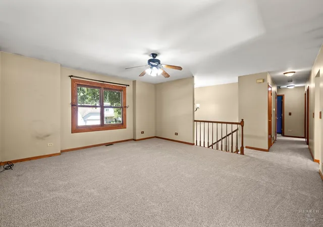 Photo 3 of Single family home for sale at 558 Barbary Ln, Woodstock, IL 60098 | MLS# 12759527 | Listing updated on 2026-09-15