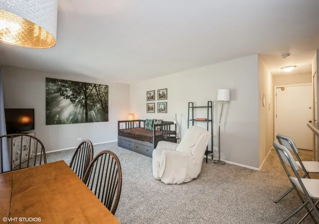 Photo 2 of Townhouse for sale at 4 Oak Crk Dr #1504, Buffalo Grove, IL 60089 | MLS# 12759536 | Listing updated on 2026-09-24