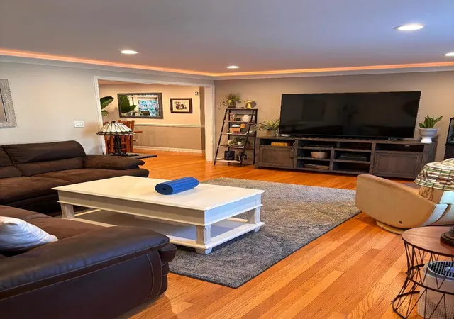 Photo 4 of Single family home for sale at 13057 S 71st Avenue, Palos Heights, IL 60463 | MLS# 12759540 | Listing updated on 2026-09-15