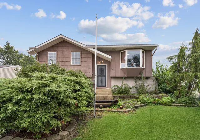 Photo 2 of Single family home for sale at 341 Hale Ave, Romeoville, IL 60446 | MLS# 12759546 | Listing updated on 2026-09-30
