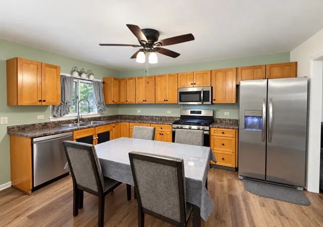 Photo 2 of Single family home for sale at 40719 N Il Route 83, Antioch, IL 60002 | MLS# 12759560 | Listing updated on 2026-09-30