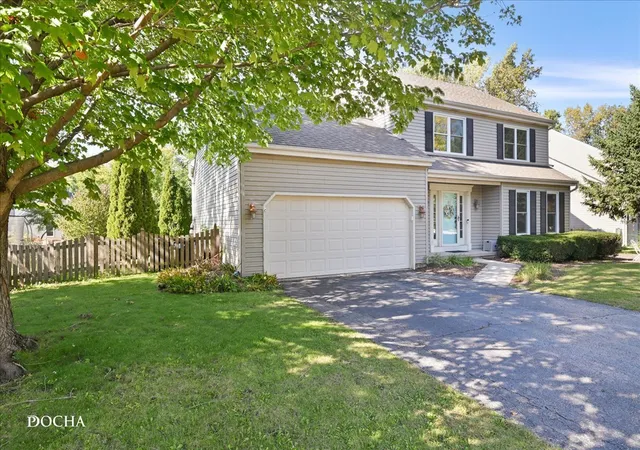 Photo 2 of Single family home for sale at 3179 Village Green Dr, Aurora, IL 60504 | MLS# 12759589 | Listing updated on 2026-10-08
