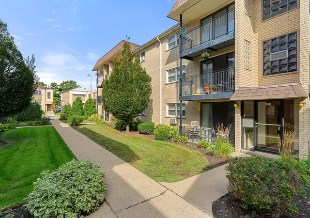 Photo 1 of Condo for sale at 6553 N Harlem Ave #1W, Chicago, IL 60631 | MLS# 12759594 | Listing updated on 2026-09-24