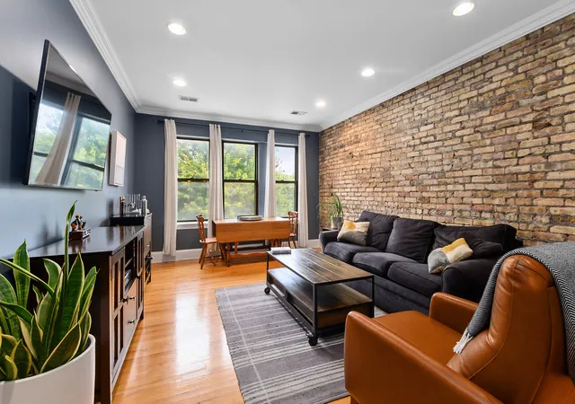 Photo 3 of Condo for sale at 2130 N Oakley Ave #2, Chicago, IL 60647 | MLS# 12759622 | Listing updated on 2026-09-16