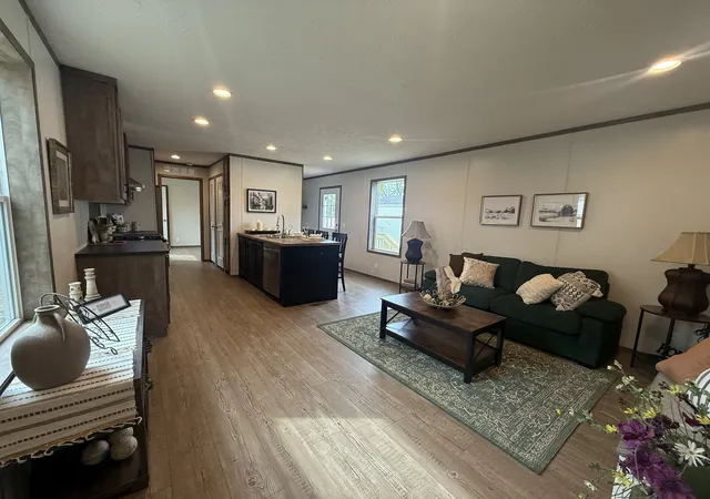 Photo 3 of Manufactured home for sale at 13 Hearthside Rd, Matteson, IL 60443 | MLS# 12759641 | Listing updated on 2026-09-21