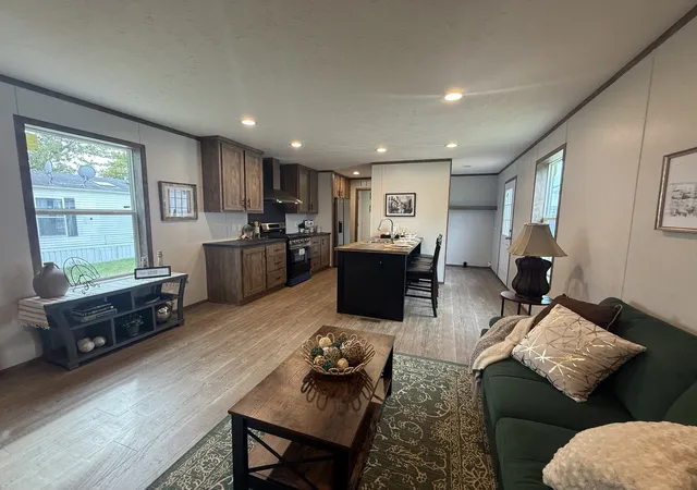 Photo 3 of Manufactured home for sale at 13 Hearthside Rd, Matteson, IL 60443 | MLS# 12759641 | Listing updated on 2026-09-21