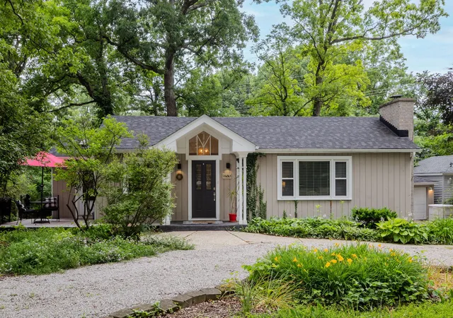 Photo 3 of Single family home for sale at 21w363 Walnut Rd, Glen Ellyn, IL 60137 | MLS# 12759697 | Listing updated on 2026-09-24